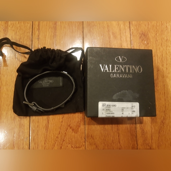 Valentino Leather Studded bracelet - Picture 3 of 8